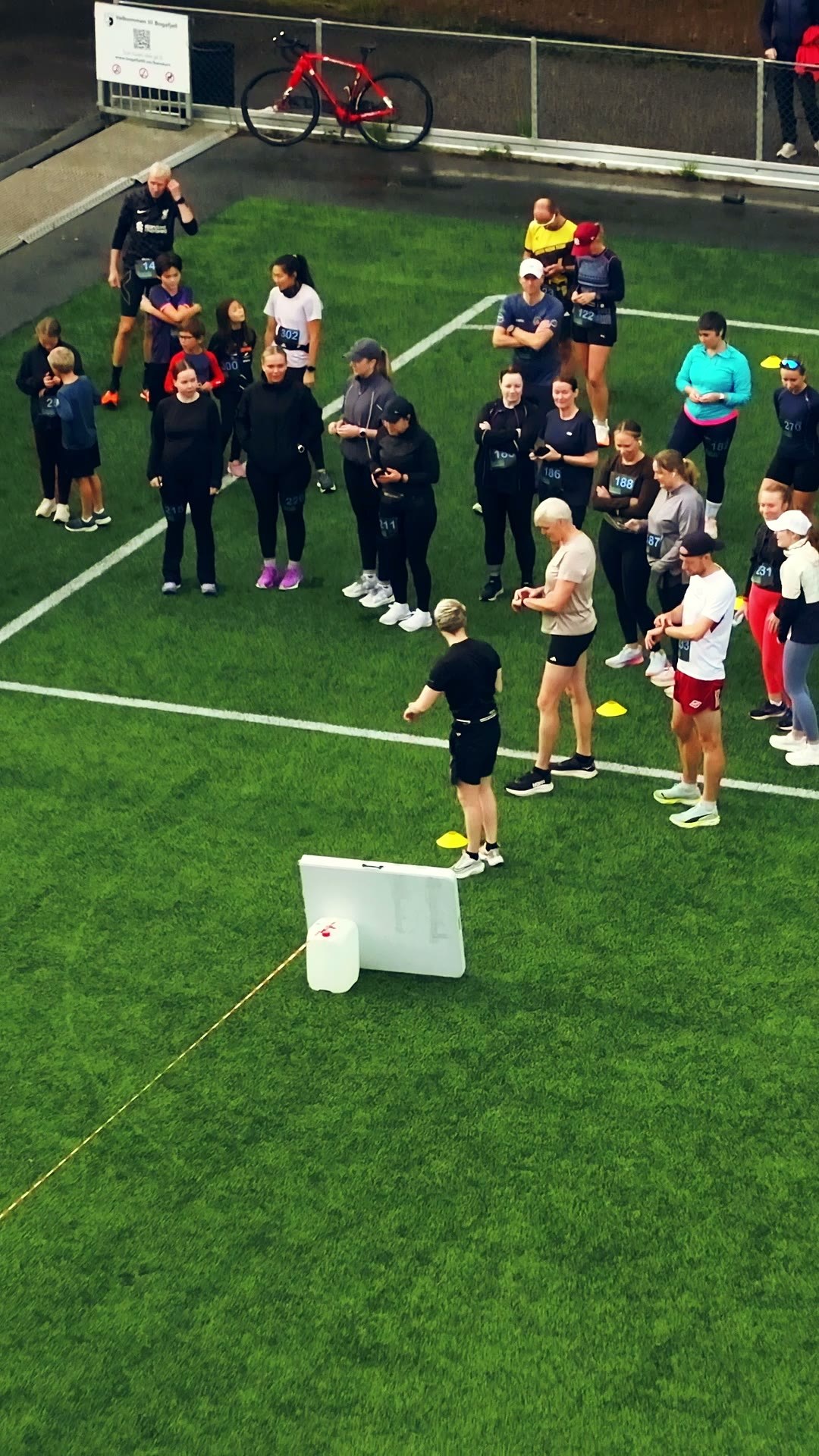 Starten på Sandnes halvmaraton 2026 sett fra lufta
